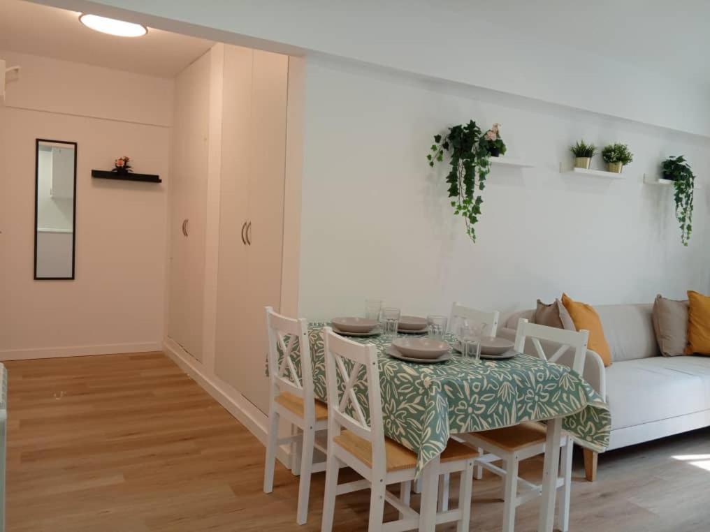Centrico Familiar Rh 70 Apartment *