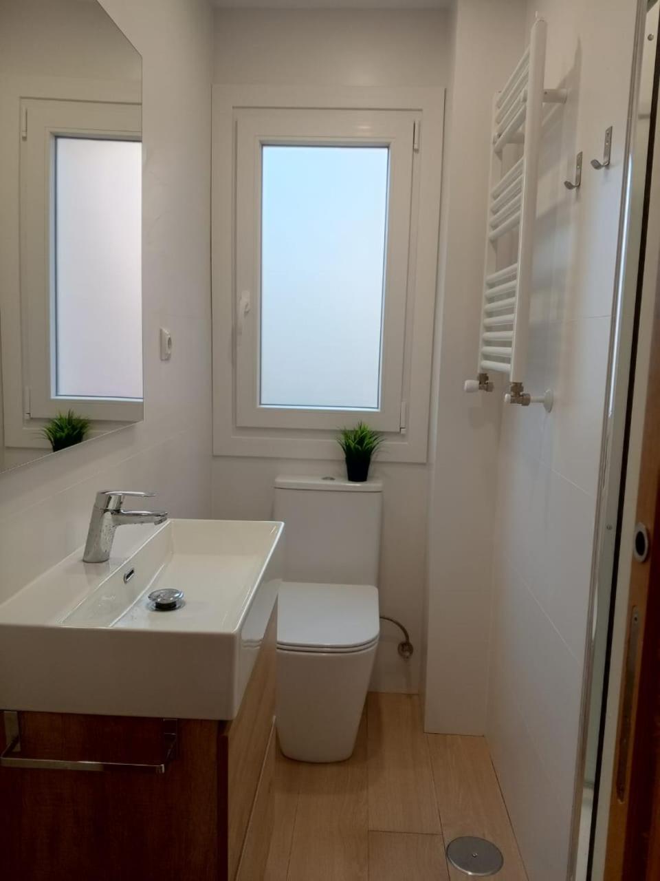 Centrico Familiar Rh 70 Apartment